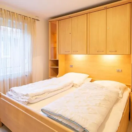 Apartament Ruge Bries, Rb1 *